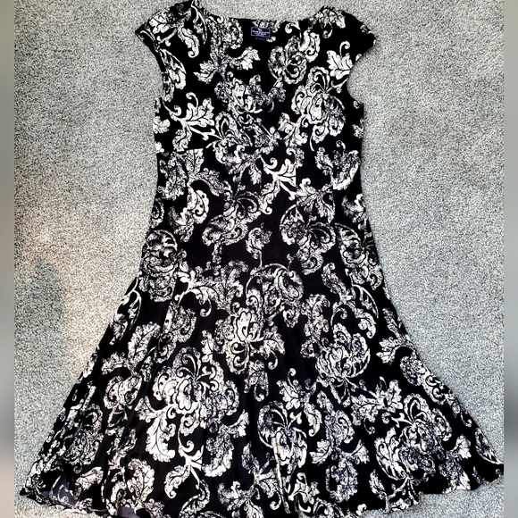 American Living Dress Blk/Ivory Paisley Sz 14 - Picture 1 of 5